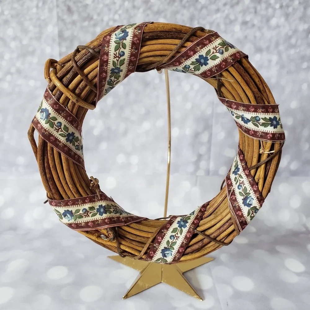 Vintage Round Small Grapevine Wreath 5 